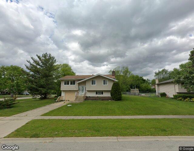 734 S SALEM COURT
