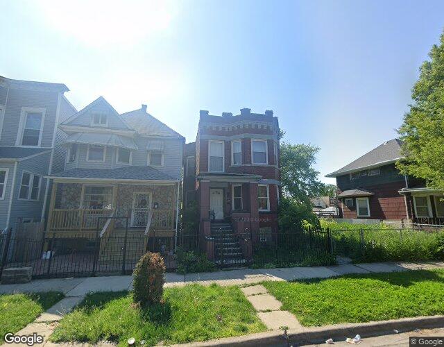 832 NORTH LEAMINGTON AVENUE